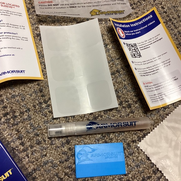 Armorsuit Military Shield Apple Watch 40mm Series 4/5 Screen Protector * Qty. 4 - Picture 3 of 5